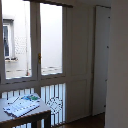 Micalo Art Pensión Nápoles