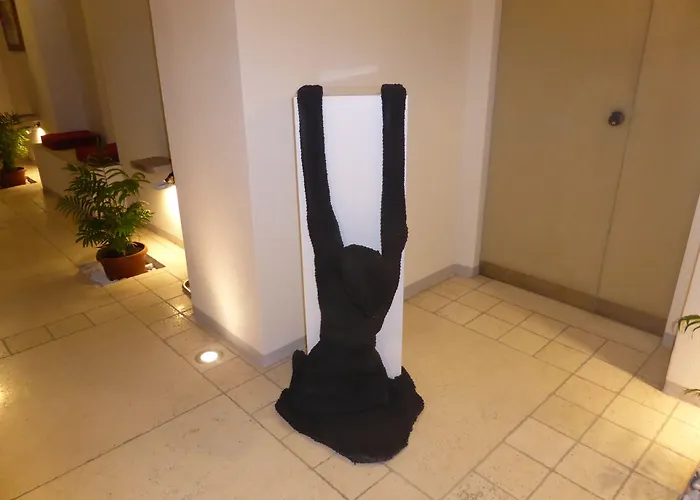 ゲストハウス Micalo Art
